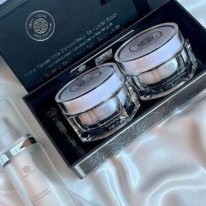 Forever Flawless White Diamond beauty set- Limited Edition